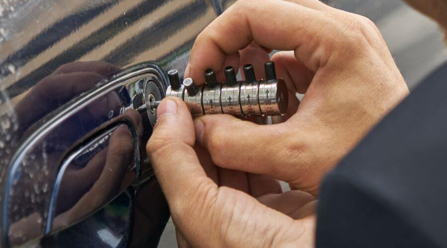 Expert Emergency Roof Repairs services in Ararat, VA